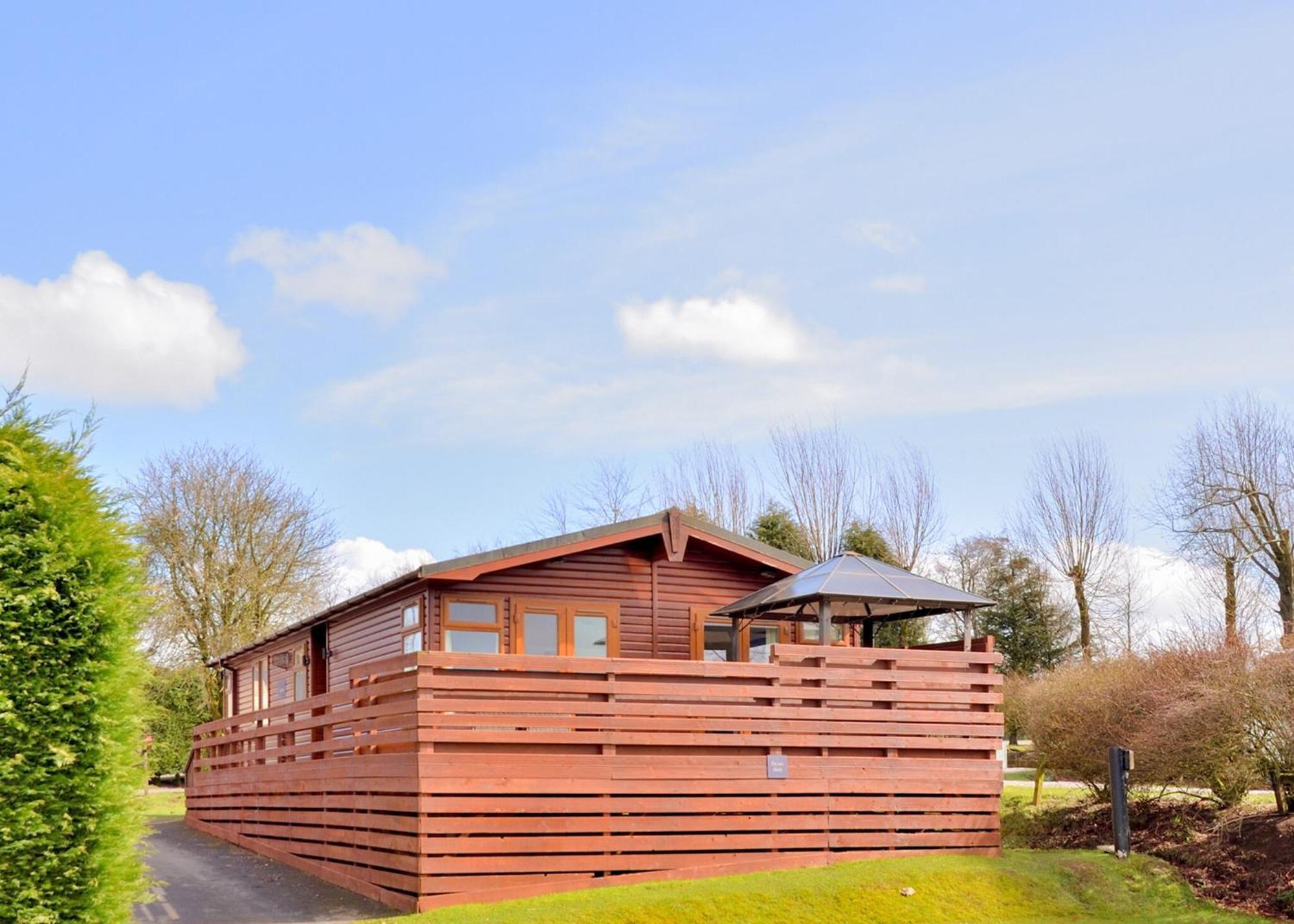 Longnor Wood Holiday Park Luaran gambar